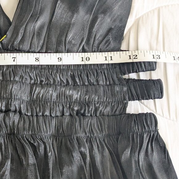 Heart & Heels Dress Juniors XL Black Cutout Plunge Front/Back Metallic Party Fun - Picture 14 of 15